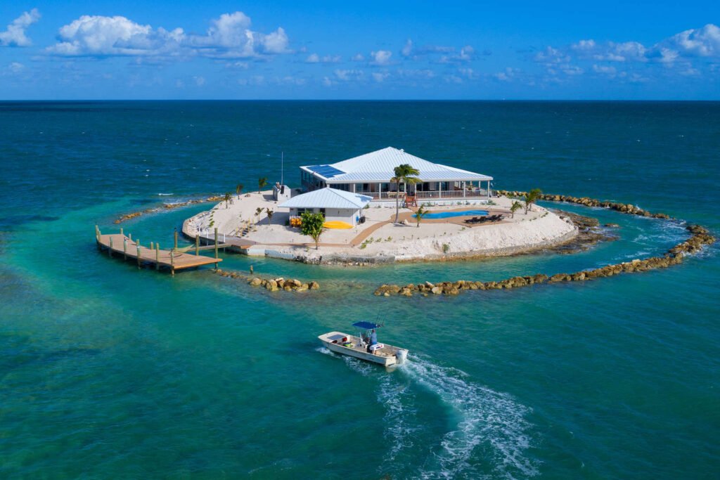 استأجر جزيرة خاصة قرب سواحل فلوريدا بتكلفة 50$ للشخص الواحد فقط