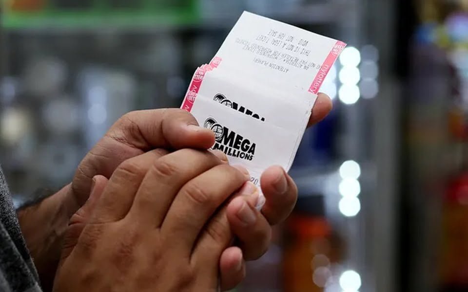 الفائز باليانصيب الأكبر لم يتقدم لاستلام جائزته بعد