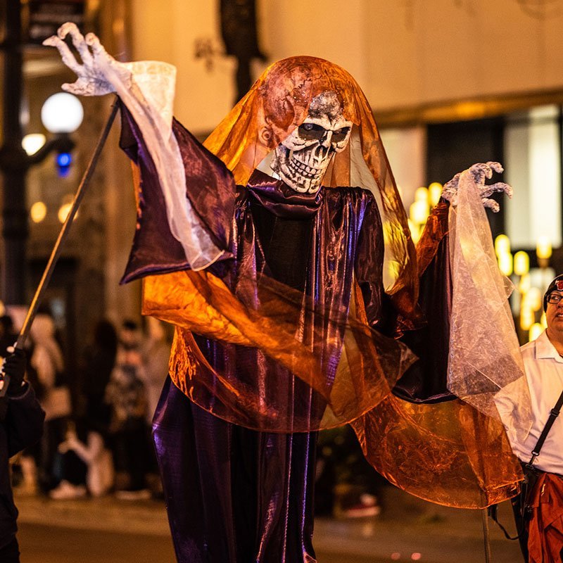 للعام الثالث على التوالي… استعراض "آرتس ان ذا دارك" في شيكاغو