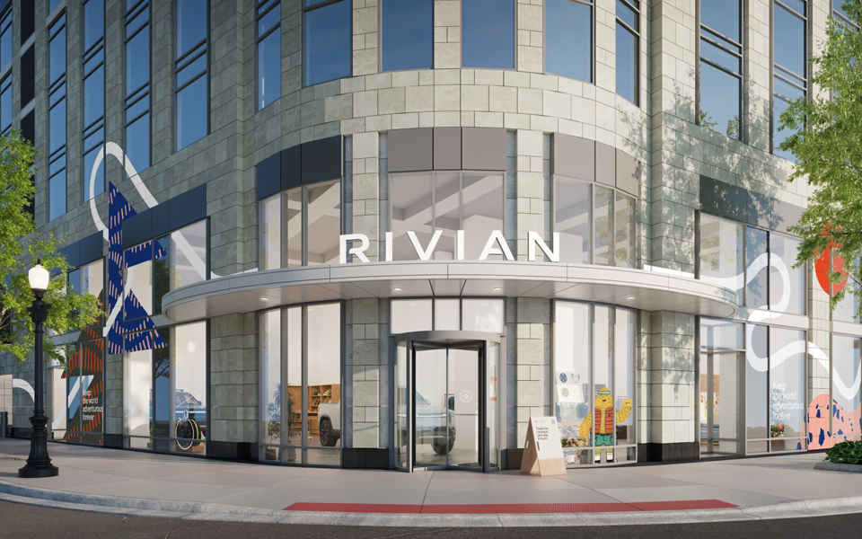 "ريفيان" تعلن عن افتتاح صالتها في شيكاغو