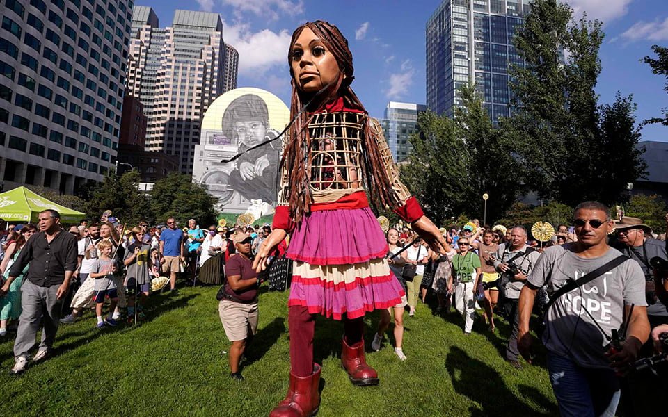 أمل في رحلة على ضفاف نهر شيكاغو